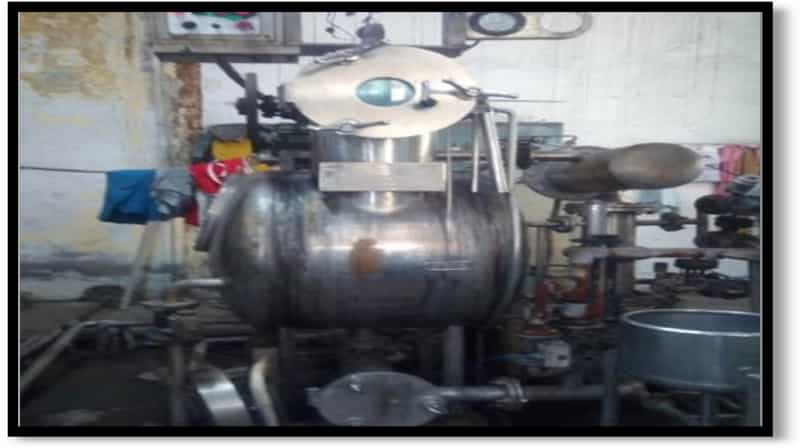 Figure 1.9: Soft flow dyeing machine