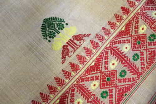 Close view of an Assamese Mekhala-Chaddar