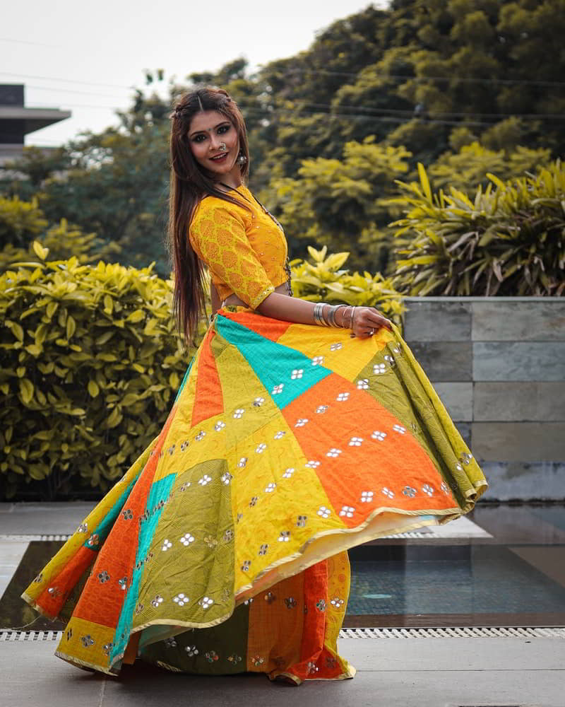 indian woman fashion